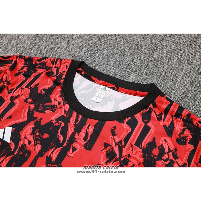 Tuta da Track
 Manchester United Manica Corta
 2023-2024 Rosso
 - Pantaloncini

